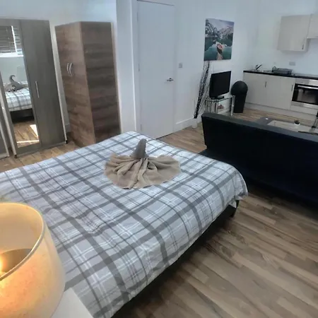 Lovely In 3rd Fl 3ppl Long And Short Apartment *