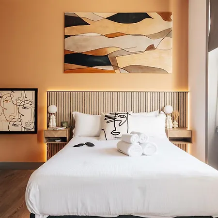 4 - Cosy In The Heart Of Earls Court London