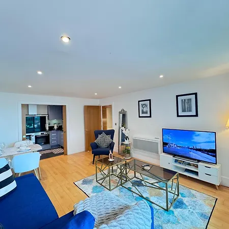 River View Eye Vauxhall 2 Bedroom * London