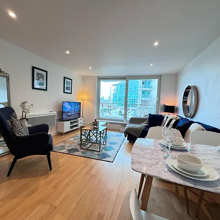 River View Eye Vauxhall 2 Bedroom London