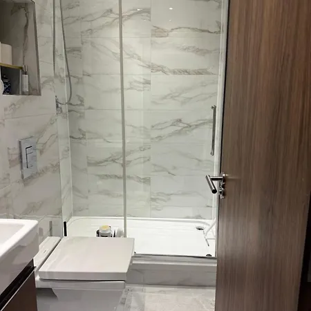 Westfield Bedroom Guest house London
