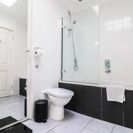 Hyde Park Luxe 2br - 4min Walk Paddington Station Apartment