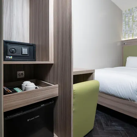 Brit Earls Court Hotel