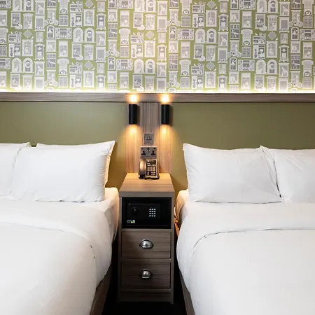 Hotel Brit Earls Court London