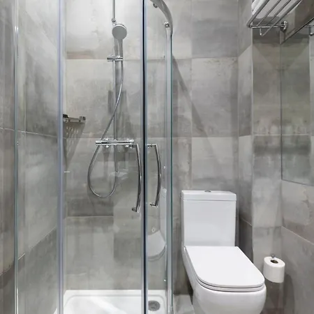 Hotel Brit Earls Court 3*