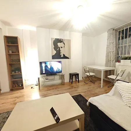 Cozy Flat Near Hyde Park London