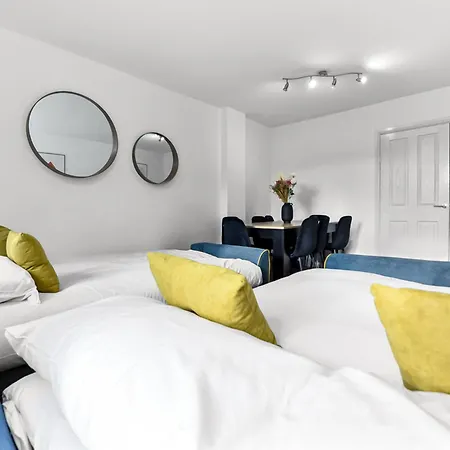 2 Bed 2 Bath In Camden Sleeps 8