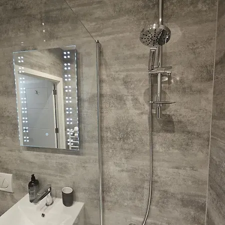 דירה Modern London Village 2-bed Flat In Just 40 Mins To London