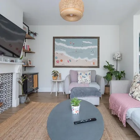 Modern 3b With Garden In Eltham, * 伦敦