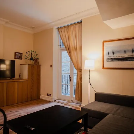 Cosy Maida Vale Flat By Evergreen Apartment *