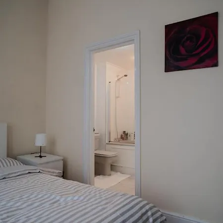 Cosy Maida Vale Flat By Evergreen