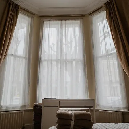 Cosy Maida Vale Flat By Evergreen *