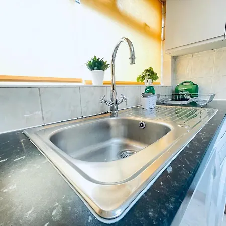 Apartment Plaistow Near Custom House Excel Free Parking