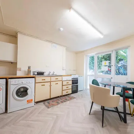 Newly Refurbished Double Camden Town *
