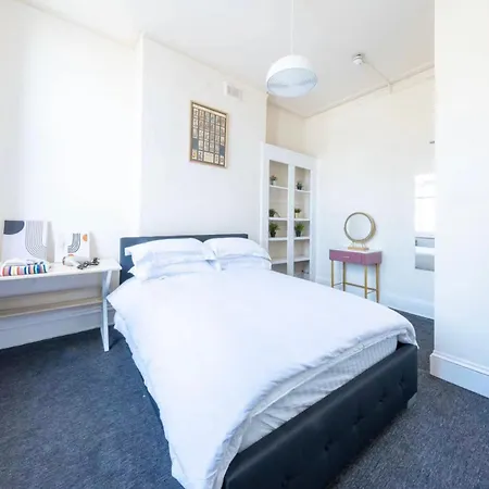 Apartment Newly Refurbished Double Camden Town