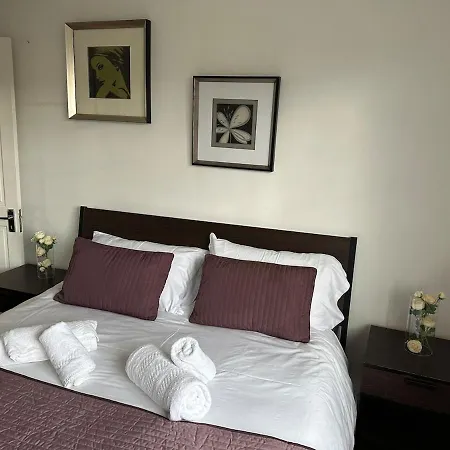 Cosy 2-bed Retreat In Hampstead Apartment London