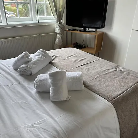 Cosy 2-bed Retreat In Hampstead