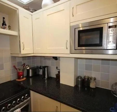 Private Flat In Kensington W Terrace * London