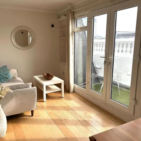 Private Flat In Kensington W Terrace