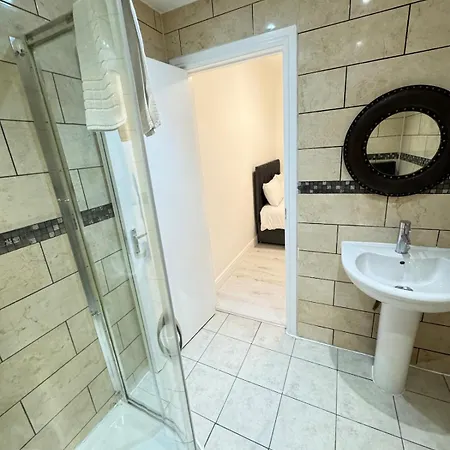 One Bedroom Flat 2nd Floor Victoria Apartment
