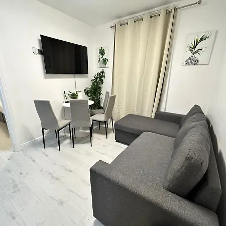 Apartment One Bedroom Flat Victoria *