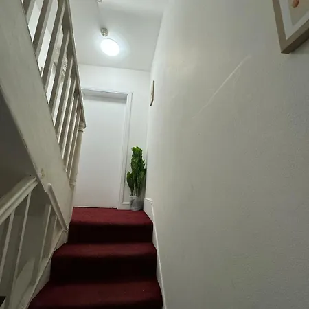 One Bedroom Flat Victoria Apartment