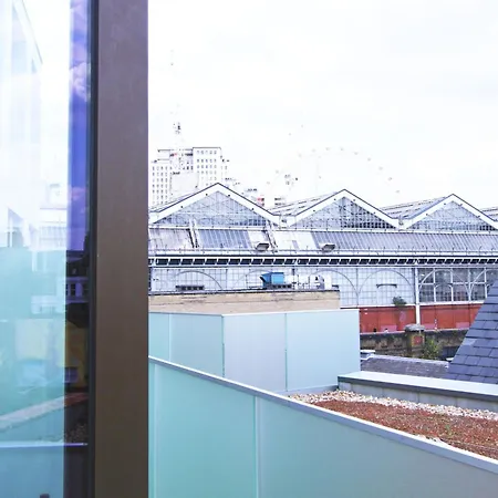Waterloo - Modern & Spacious Near Waterloo Station Apartment