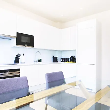 Waterloo - Modern & Spacious Near Waterloo Station Apartment *