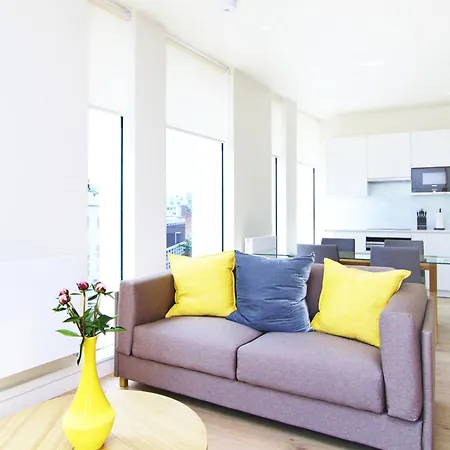 Apartment Waterloo - Modern & Spacious Near Waterloo Station London