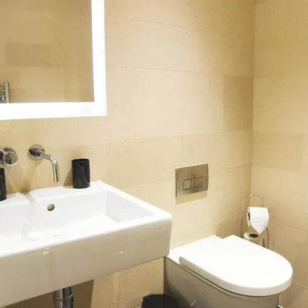 Waterloo - Modern & Spacious Near Waterloo Station Apartment *