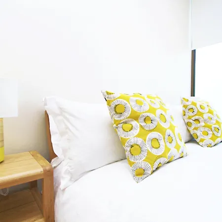 Waterloo - Modern & Spacious Near Waterloo Station Apartment