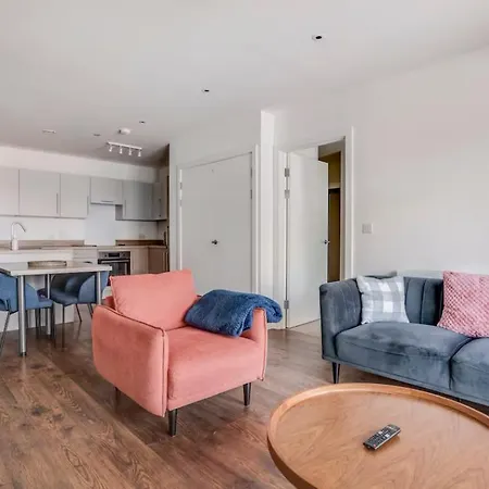 Appartement Modern, Spacious 2bed, 2bath In Barking (Greater London)