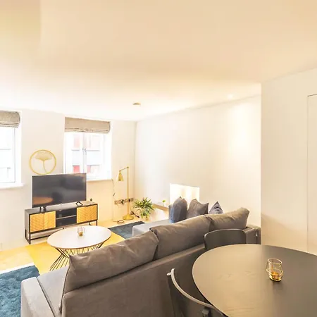 Soho Living - Elegant Near Carnaby Street And Oxford Street Apartment