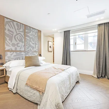Luxury Residences In Covent Garden, Steps From The Piazza Apartment