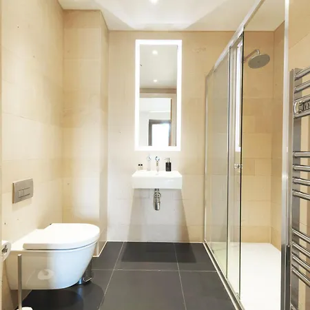 Waterloo - Modern & Spacious Near Waterloo Station London