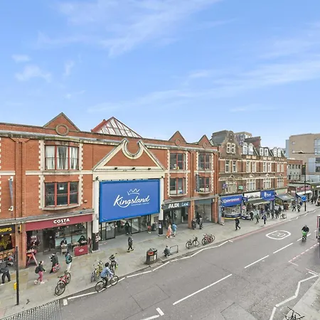 Amazing 2 Bedrooms Flat In Dalston