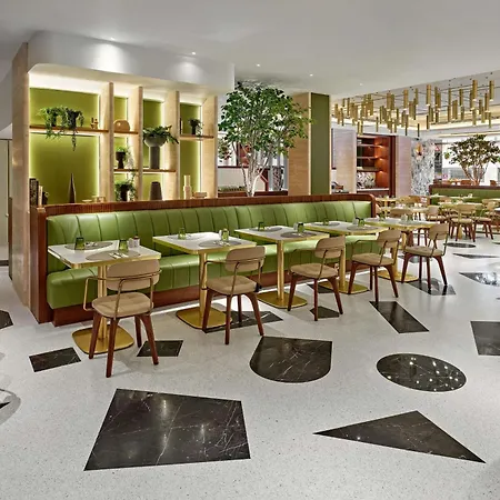 Hilton On Park Lane