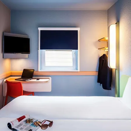 Ibis Budget London Barking Отель Баркинг