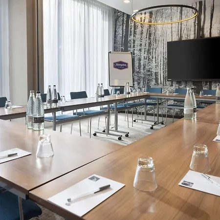Hampton By Hilton Waterloo 3* Londres