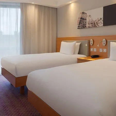 Hampton By Hilton Waterloo Londres