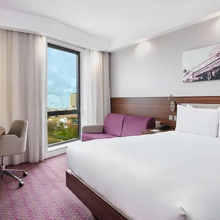 Hampton By Hilton Waterloo Londres