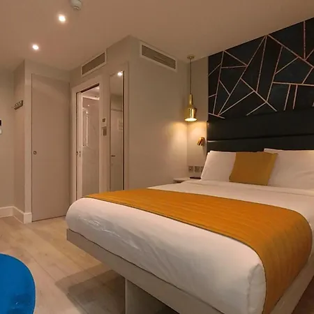 Nox Kensington 4*