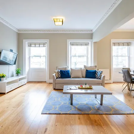 Apartment Hyde Park London