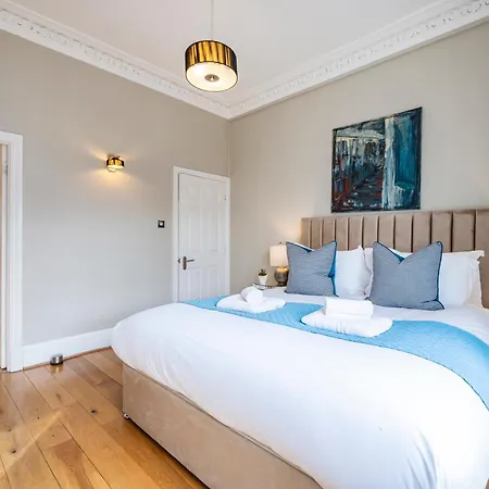 Hyde Park Apartment
