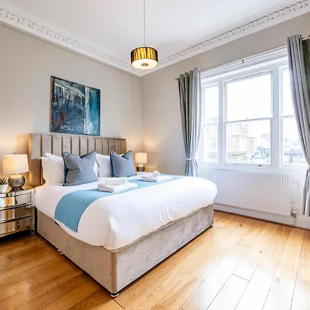Hyde Park Apartment London