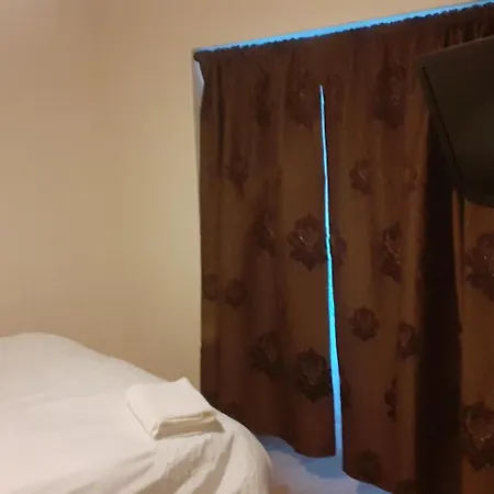 Tonyhomes Homestay Dagenham