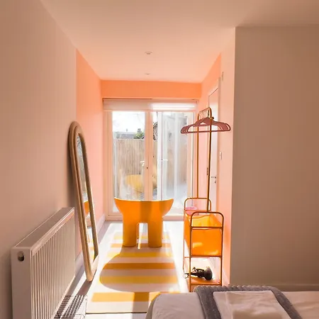 Bed & Breakfast Zozy Clitterhouse *