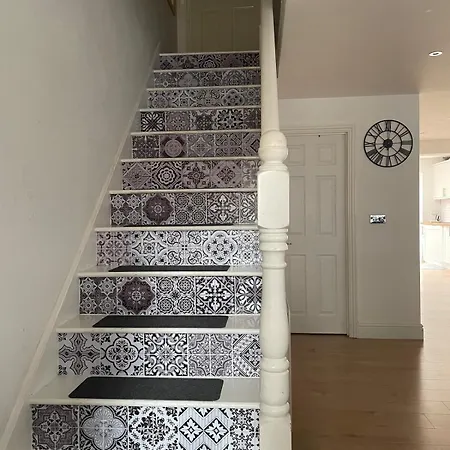 A Beautiful 4 Bedrooms House Near Wembley Stadium The Hyde