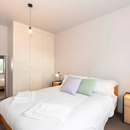 Cozy 2 Bedroom Waterloo Bridge * London