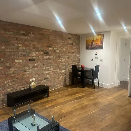 360 Cosy Greenwich